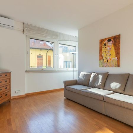 Joivy Apartments By The Lake Como Exterior photo